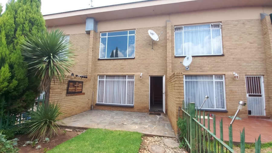2 Bedroom Property for Sale in Potchefstroom North North West
